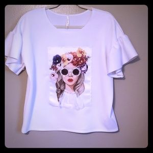 White ruffle blouse w beautiful unique design